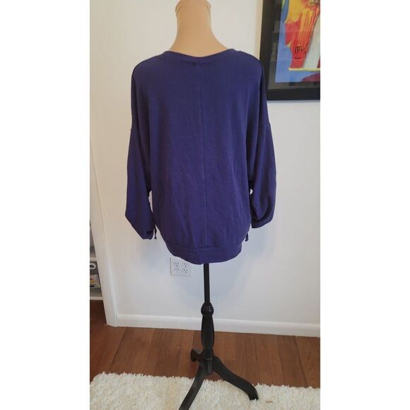 Oversized Fabletics Purple Sweatshirt - Picture 3 of 6
